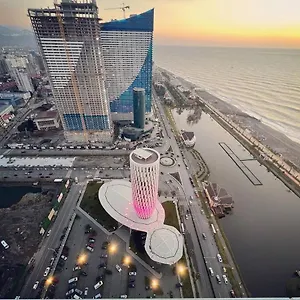 Gq On First Line , باتومي جورجيا